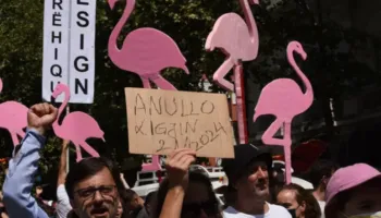 “BE duhet të mbështesë rininë shqiptare”/ Revolta kundër Ramës përtej kufijve, mediat e huaja pasqyrojnë protestën