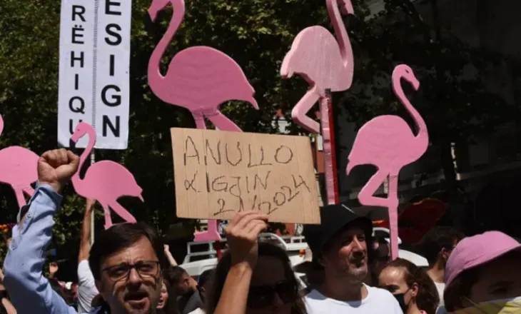 “BE duhet të mbështesë rininë shqiptare”/ Revolta kundër Ramës përtej kufijve, mediat e huaja pasqyrojnë protestën
