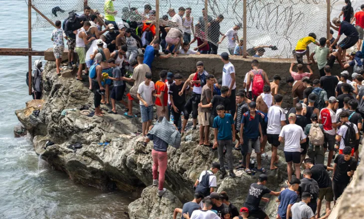 BE-ja shpreh mbështetjen për Spanjën pas krizës në Ceuta, premton forcim të kufijve të jashtëm të Europës