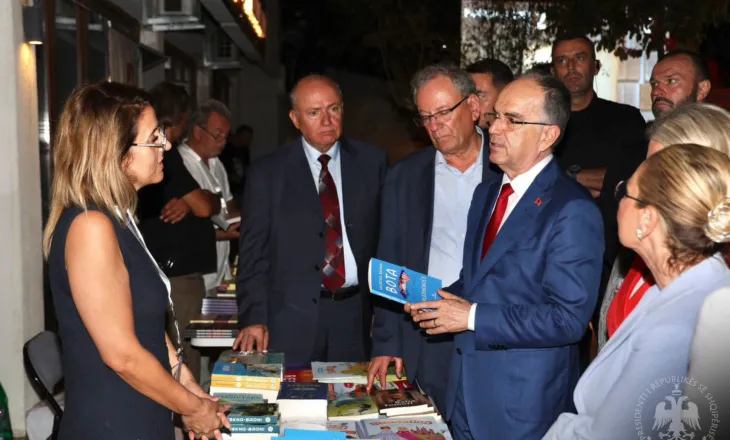 Begaj në Panairin e Librit në Ulqin: Libri duhet të trajtohet si përparësi kombëtare
