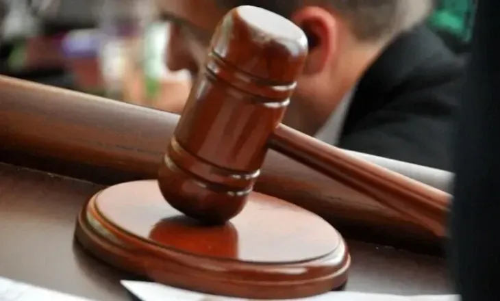 Belgjikë, zgjatet afati i paraburgimit për të dyshuarën për spiunazh në NATO