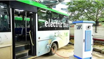 Berati drejt transportit publik elektrik, hapet tenderi 276 milionë lekë për autobusë dhe stacione inteligjente
