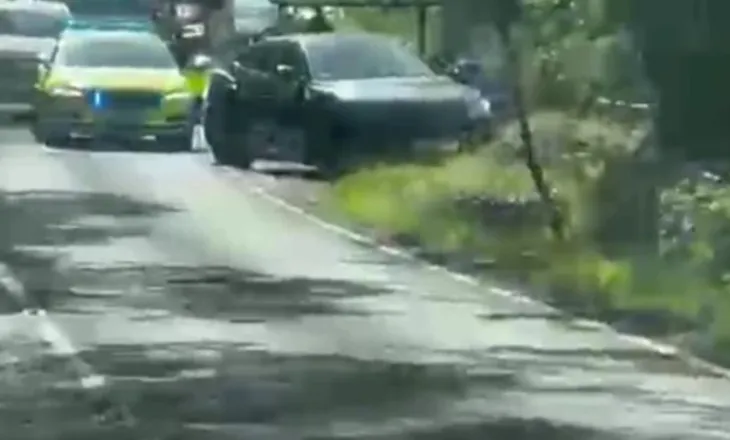 Bëri aksident me “Lamborghinin” që kushton 270 mijë paund, futbollisti i njohur rrezikon deri në 2 vite burg!