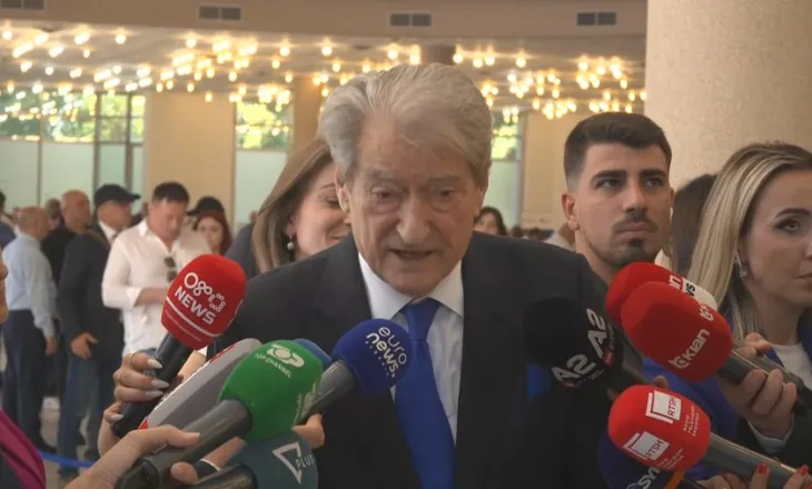 Berisha flet për ‘shtator të zjarrtë’, zyrtari i PD: Politika kërkon moral…