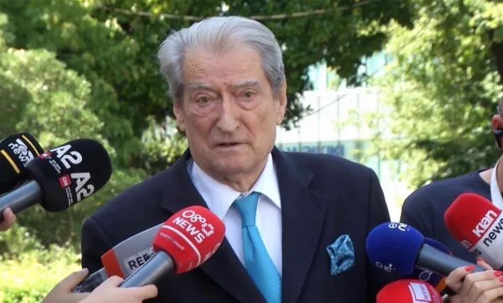 Berisha sulmon hartën e re territoriale të PS: Akt antishqiptar, Rama synon zbrazjen e Shqipërisë!
