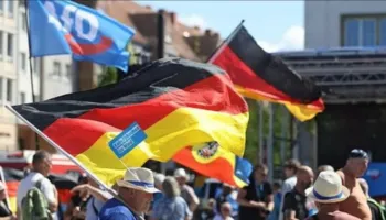 Berlini ndryshon kurs? AfD kryeson garën para zgjedhjeve