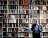 Biblioteka e Umberto Eco-s hapet për publikun, një univers prej 32 mijë librash në zemër të Bolonjës
