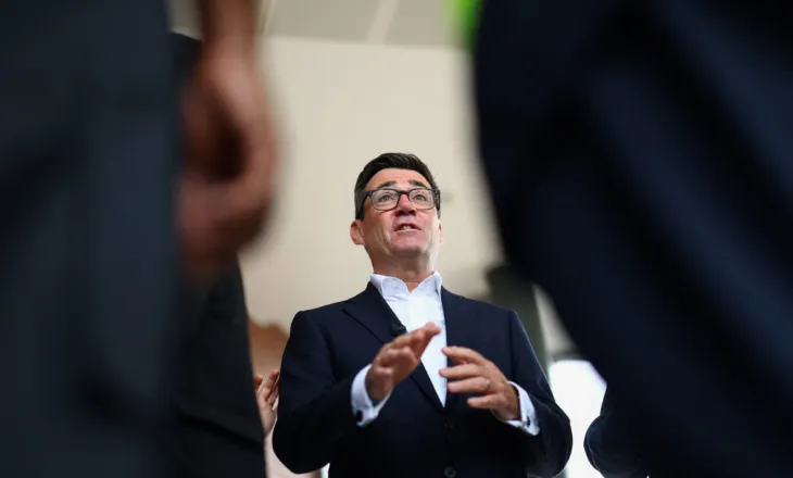 Britania nuk i trembet kërcënimit rus, kryeministri Burnham: Do të vijojmë të mbështesim Ukrainën