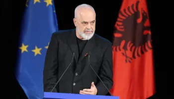 “Çdo koment i juaji është një klikim më shumë”, Rama replikon me kritikët e sigurisë kibernetike: Metodologjia nuk ndryshon nga mllefi