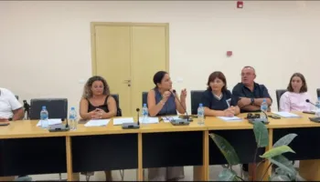 Cërriku kundër hartës së re të Ramës: Këshilli Bashkiak kundërshton bashkimin me Elbasanin