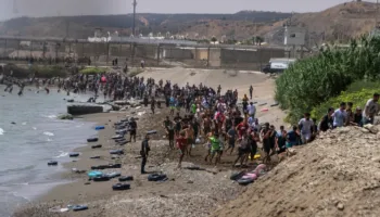 Ceuta në qendër të debatit evropian, Brukseli mohon kalimin e migrantëve drejt shteteve të tjera të BE-së