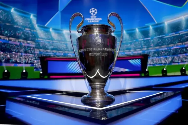Champions, inteligjenca artificiale parashikon renditjen përfundimtare të fazës së ligës