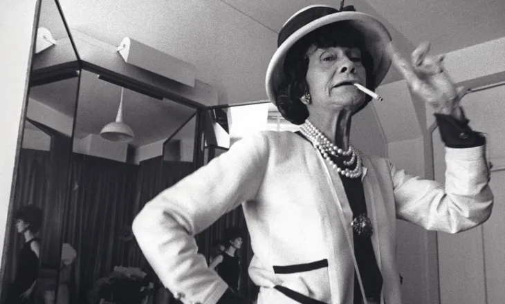 Coco Chanel, 143 vjet nga lindja e ikonës së modës