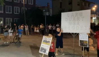 “Çohu Divjakë”/ Banorët protestojnë kundër ndryshimeve të Reformës Territoriale: Jo bashkimit me Lushnjën!