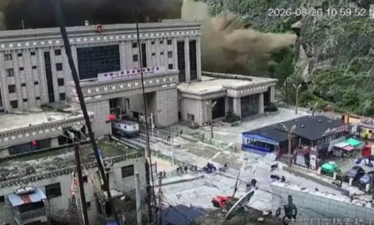 “Cunami nga qielli”/ Si ndodhi katastrofa në Nepal, vala e ujit arriti deri në 200 metra