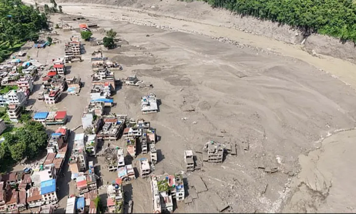‘Cunami nga qielli’/ Uji arriti 200 metra lartësi në Nepal, vendi rrezikohet nga një tjetër përmbytje