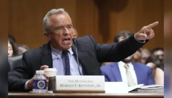 Debate për COVID-19 në SHBA, Robert Kennedy Jr. sulmon Faucin: Izolimet i bënë dëmin më të madh…