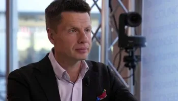 Deputeti ukrainas sulmon Zelenskin për deklaratën në Beograd: Gabim diplomatik! Në Ukrainë e mbështesim Kosovën!