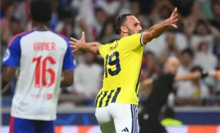 Dërgoi Fenerbahçen në fazën finale të Championsit pas 18 vitesh, flet Vedat Muriqi: Jam shumë i lumtur dhe krenar!