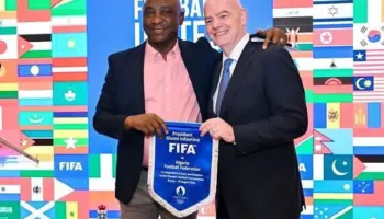 Dështimi/ Nigeria në kaos total, kërkohet largimi i stafit dhe vetë presidentit…