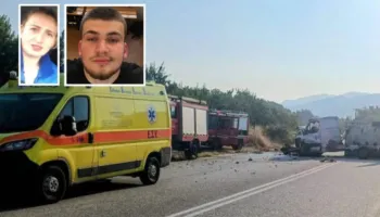 Detaje nga aksidenti i rëndë në Greqi, nënë e bir po shkonin së bashku për në punë, çfarë deklaroi shoferi i kamionit