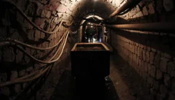 Detaje nga aksidenti në galerinë e kromit në Tërnovë të Bulqizës, minatori ra në furnelë gjatë procesit të punës