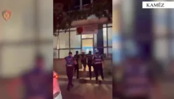 Detaje nga grabitja në argjendari, ja si fshiheshin autorët me maska silikoni, policia gjen kallashnikov dhe motorin e arratisjes