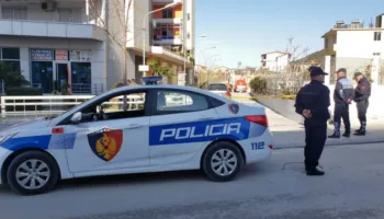 Dhunoi dhe plagosi gruan me sëpatë, arrestohet 71-vjeçari në Vlorë!