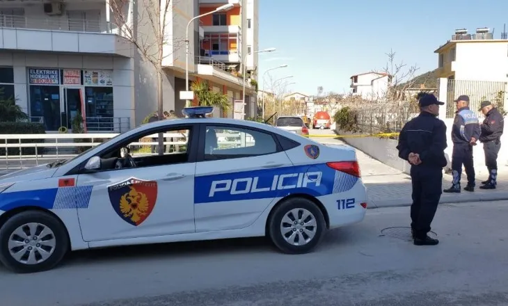 Dhunoi dhe plagosi gruan me sëpatë, arrestohet 71-vjeçari në Vlorë!