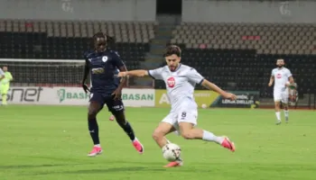 Dinamo dominon Pafos, por është e pafat. Kualifikimi vendoset në Qipro