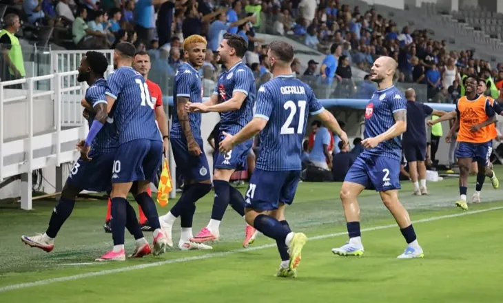 Dinamo largohet me kokën lart nga Europa, luftoi deri në fund për një vend në grupet e Ligës së Konferencës