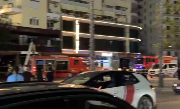 Disa të lënduar/ Flakët përpinë hotelin dhe tmerruan turistët, policia e Vlorës: U shhkaktua nga…