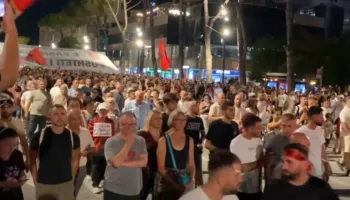Dita e 63-të e protestës, qytetarët nisin marshimin në rrugë
