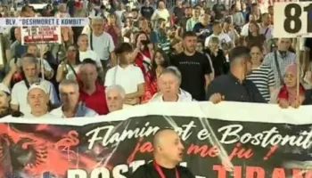 Dita e 81-të e protestës para Kryeministrisë, i kërkohet delegacionit të BE-së në Shqipëri që të dërgojnë vëzhgues të pavarur!