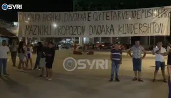 ‘Divjaka e qytetarëve jo e pushtetarëve’/ Sërish në protestë kundër bashkimit me Lushnjën