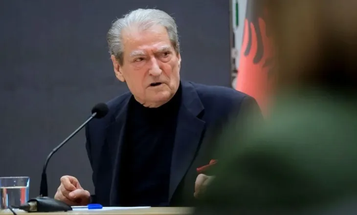 “Do dështojë si Diella”/ Berisha nxjerr zbuluar “Pasqyrën” e Ramës