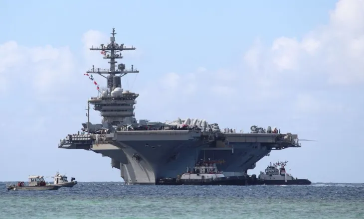 Do hidhemi në det, s’ka zgjidhje/ Kriza e ekuipazhit trondit aeroplanmbajtësen amerikane, Trump nis një tjetër