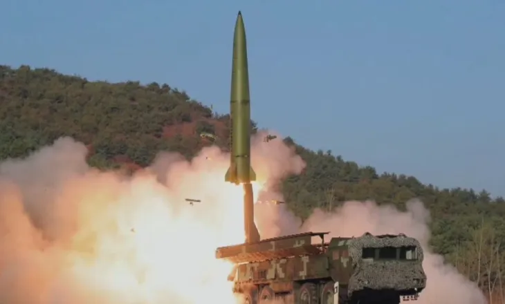 “Do përdoren për të goditur Ukrainën”, Rusia furnizohet me raketa balistike nga Koreja e Veriut
