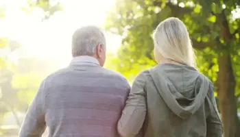 Do të martohej me shqiptaren 35 vite më të re, gjykata i ndalon martesën 86-vjeçarit