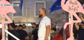 “Do t’i largojmë ata që ju larguan”/ Aktivisti Edison Lika: Sheshi merr nur kur vini ju, rroftë diaspora