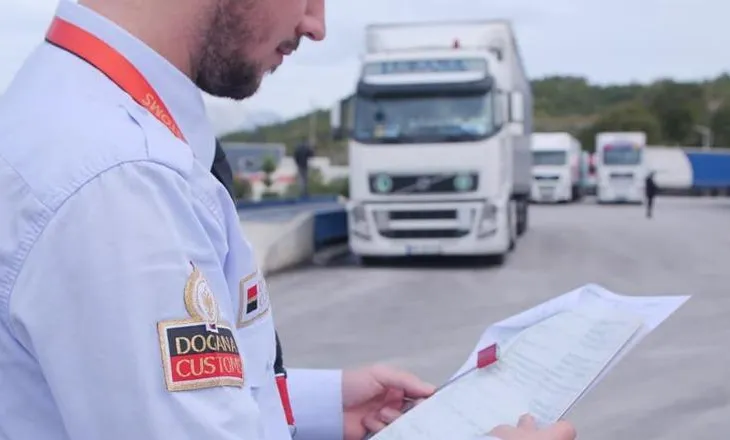 Doganat mbledhin 142 miliardë lekë në 7 muaj, rriten të ardhurat nga karburantet dhe cigaret