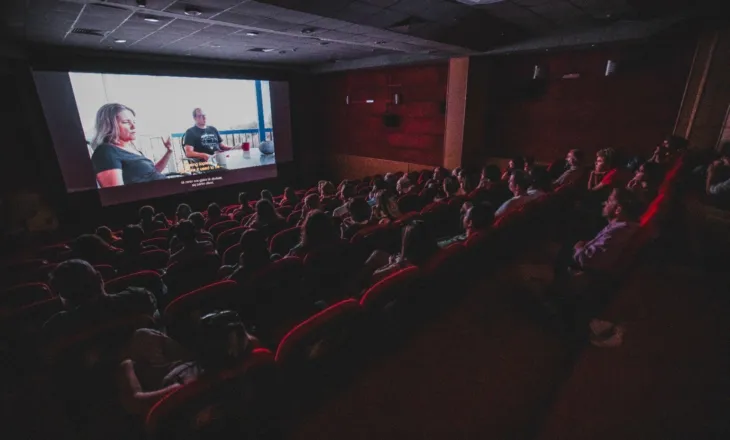 DokuFest shpalosi program që solli histori mbi qëndrueshmërinë, identitetin, kujtesën dhe raportin mes njeriut dhe botë