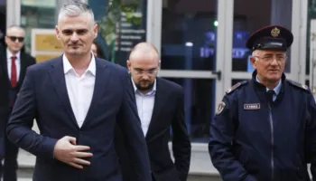 Dosja e tunelit të Llogarasë/ Bien “arrestet në shtëpi”, Gjyli dhe Elezi me detyrim paraqitjeje