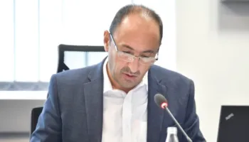 Drejtori i Portit të Durrësit, Liburn Aliu merret në pyetje nga Prokuroria Speciale e Kosovës