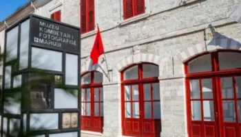 Dy epoka të fotografisë takohen në “Marubi”: nga kujtesa e Marubëve te eksperimentet e Gjon Milit