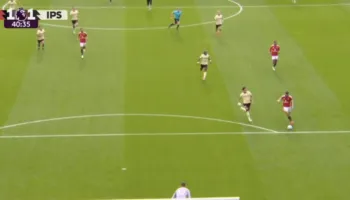 Dy gafa qesharake, Man. United befasohet nga Ipswich në pjesën e parë (video)