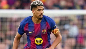 E befasishme nga Barcelona, Araujo arrin akordin me Liverpulin dhe u jep lamtumirën katalanasve!