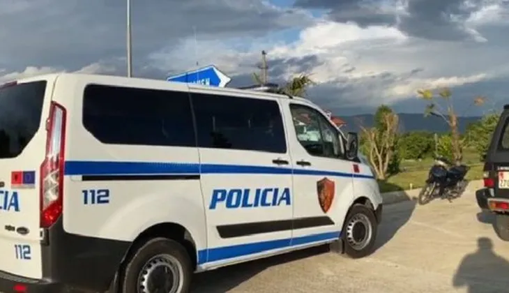 E ndoqi me ‘Audi’ dhe hapi zjarr/ Detaje të reja nga sulmi me armë ndaj 30-vjeçarit në Milot, dyshohet për…