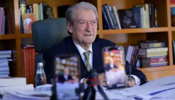 “E papranueshme…”/ Berisha i zhgënjyer me deklaratën e Zelenskyt për mosnjohjen e Kosovës