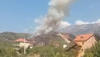 E paprecedentë në Krujë, një person qëllon me armë për të larguar zjarrfikësit!